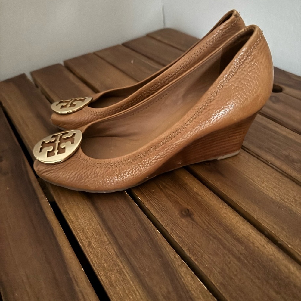 SOLD OUT - Picture 4 of 5